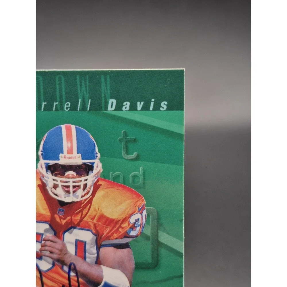 1997 Terrell Davis Playoff First and Ten #145 Autographed Denver Broncos W/ COA